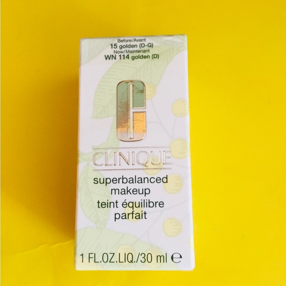 Clinique Superbalanced Makeup - Golden